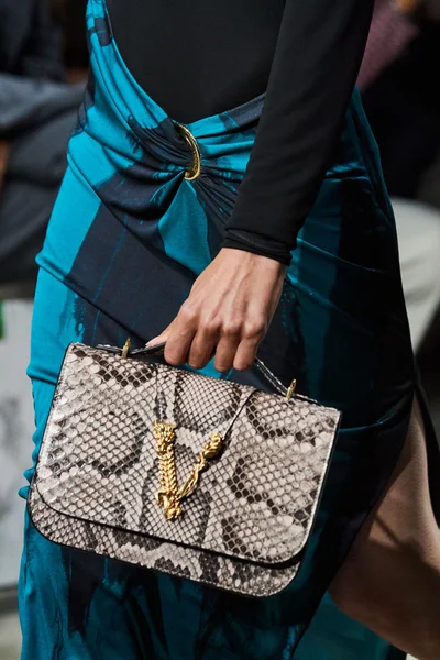 Look 43